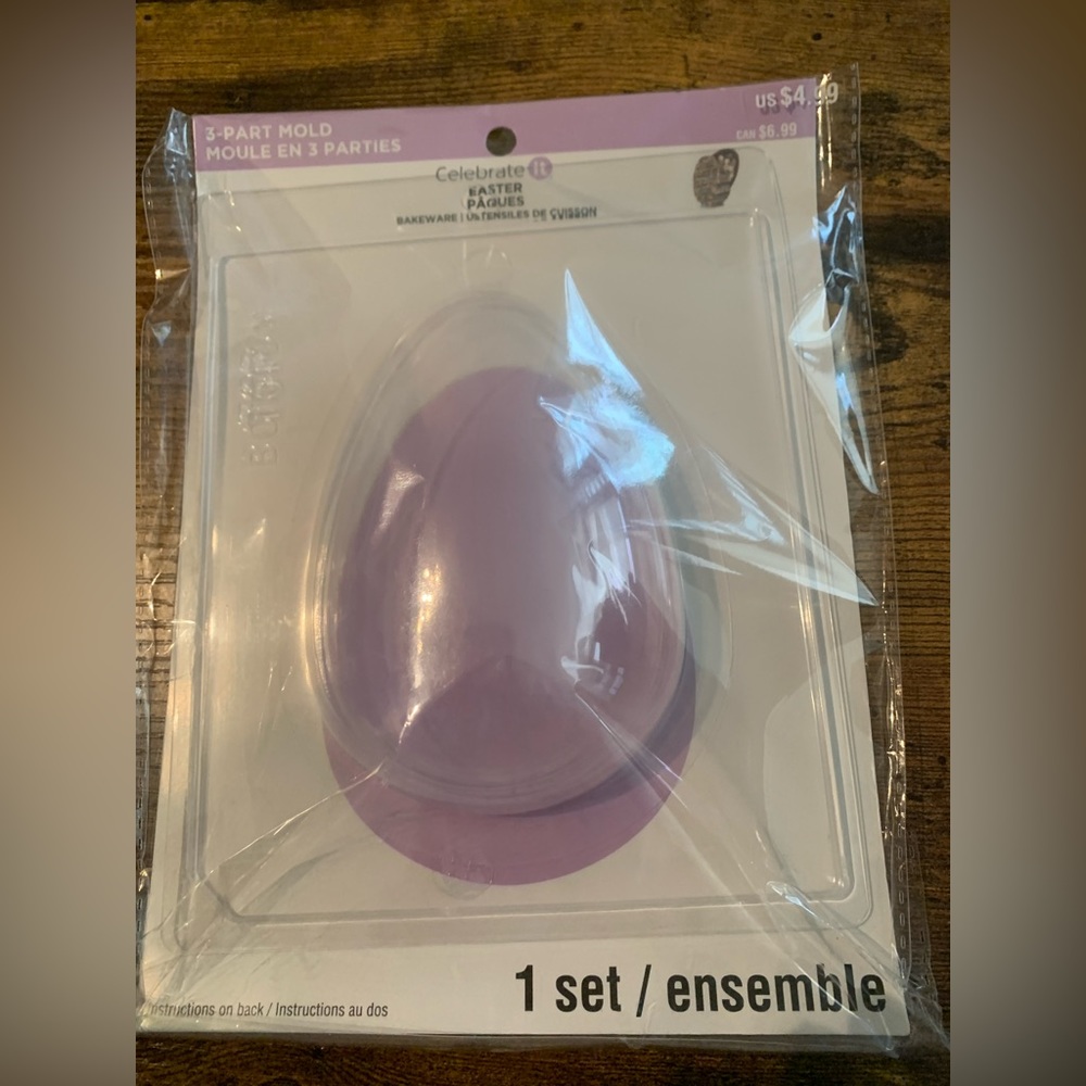 Celebrate it Easter Egg Mold